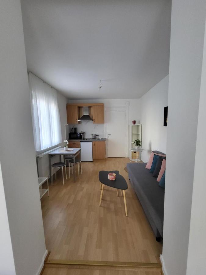 Studio Alicia, Idealement Situe Etterbeek Exterior foto