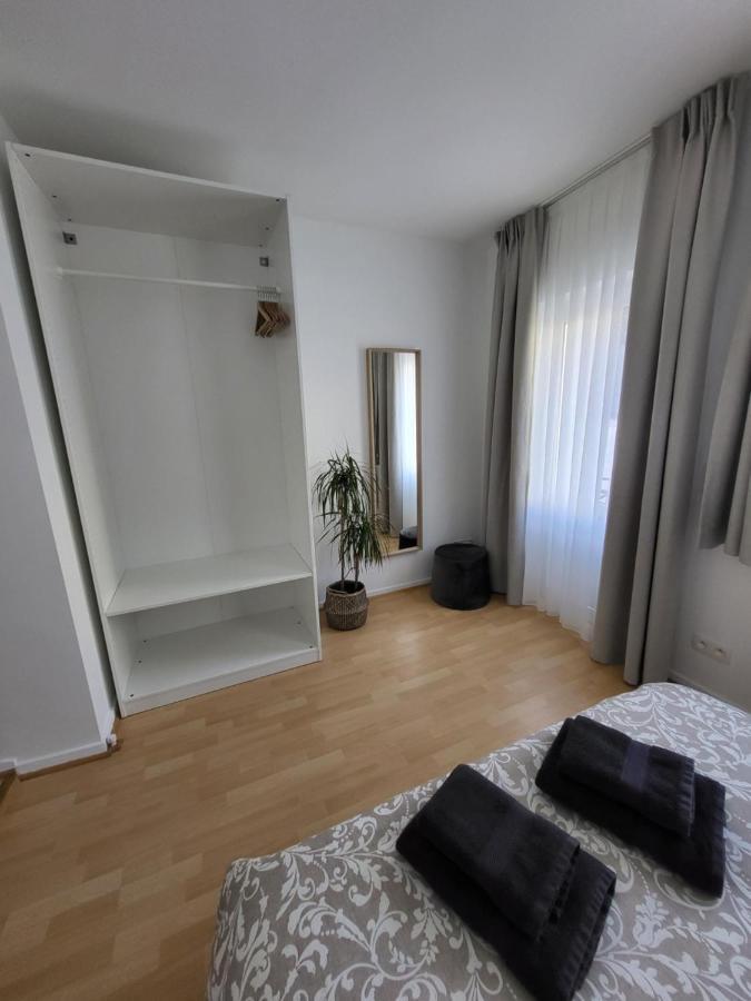 Studio Alicia, Idealement Situe Etterbeek Exterior foto